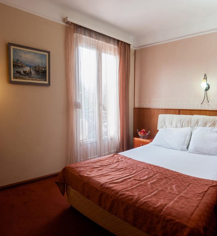 Hotel Aleksandar Vrnjacka Banja Exterior photo