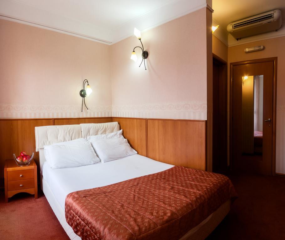 Hotel Aleksandar Vrnjacka Banja Exterior photo