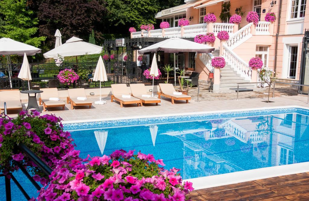 Hotel Aleksandar Vrnjacka Banja Exterior photo